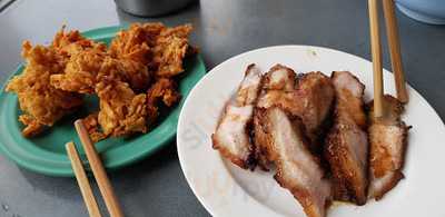 ร้านอาหาร เครื่องในสมองหมู