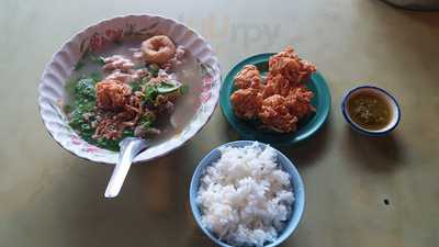 ร้านอาหาร เครื่องในสมองหมู