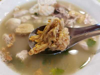 ร้านอาหาร เครื่องในสมองหมู