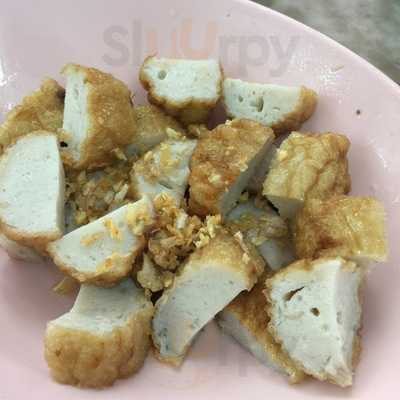 นิวยืนยง บะหมี่ลูกชิ้นปลา