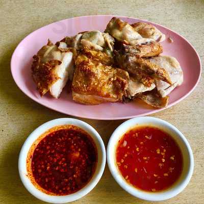 ร้านอาหาร บ้านเก็บตะวัน