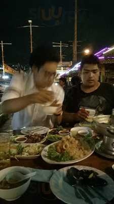 ร้านอาหาร ป กุ้งเผา