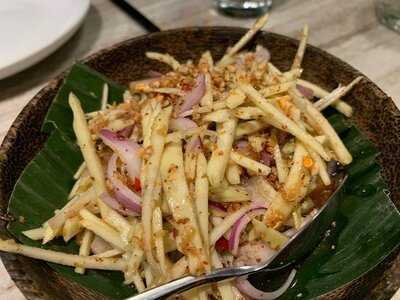 Bua Silom Restaurant