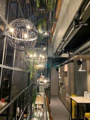 Bua Silom Restaurant