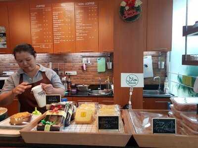 Coffee Grinder - Home Bakery Café