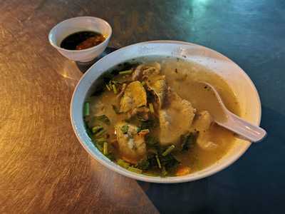 ข้าวต้มปลาสวนรื่น