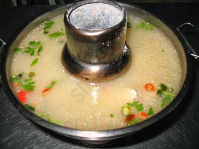 ข้าวต้มปลาสวนรื่น