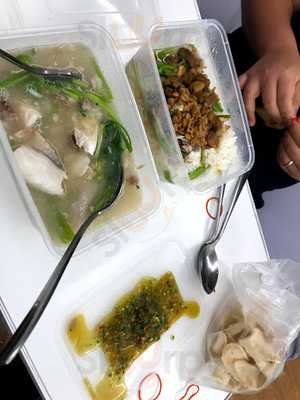 ข้าวต้มปลา5แยก(พลับพลาไชย)