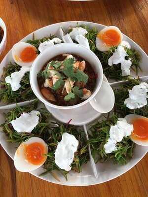 ร้านอาหาร ครัววลัยพร