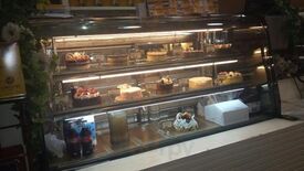 แพร์แอนด์โฮย่า (แพร ร้านอาหาร)