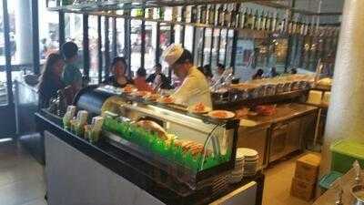 บุฟเฟ่ต์อาหารนานาชาติ กุสโตโซ่