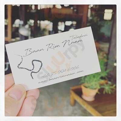 Baan Rim Nam Taladnoi