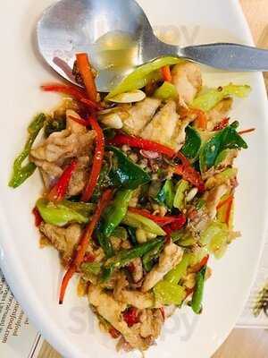 Sanan Seafood ( Sanan Fish Gruel (sanan Khaotom Pla)