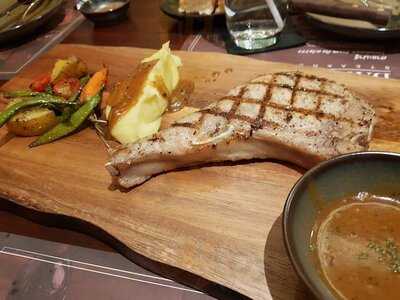 Babylon Steakhouse - Asoke