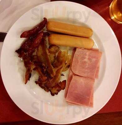 ร้านอาหาร แกลลอเรีย