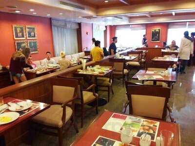 ร้านอาหาร แกลลอเรีย