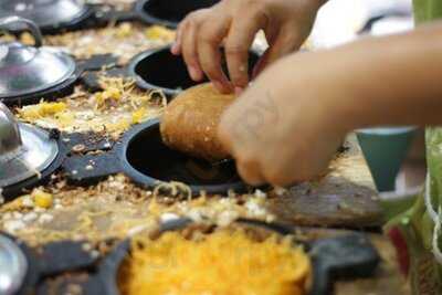 ถังทองศิริราช (ขนมถังแตก)