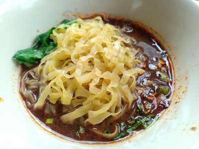 อุ๋ย ก๋วยเตี๋ยวเรืออยุธยา