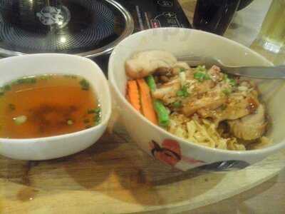 อีทพ็อท สาขา เซนทรัล พลาซ่า แกรนด์ พระราม 9