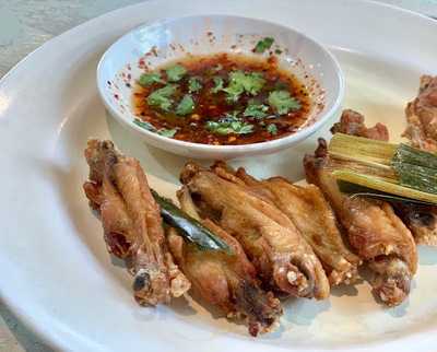 ก๋วยเตี๋ยวเรือนายเงี๊ยบ บ้านสวน