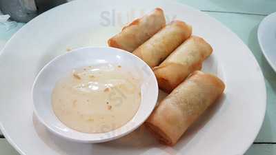 ก๋วยเตี๋ยวเรือนายเงี๊ยบ บ้านสวน