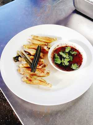 ก๋วยเตี๋ยวเรือนายเงี๊ยบ บ้านสวน