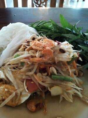 เฮือนแสงจันทร์