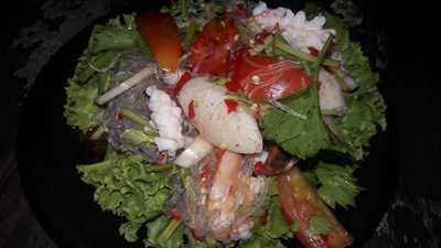 ร้านอาหาร เบากบาล