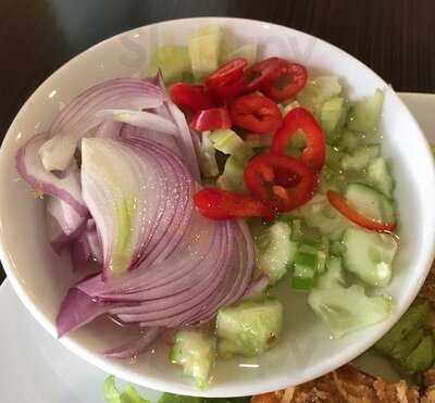 รีโนคาเฟ่