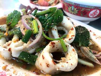 ก๋วยเตี๋ยวต้มยำ วัดปริวาส