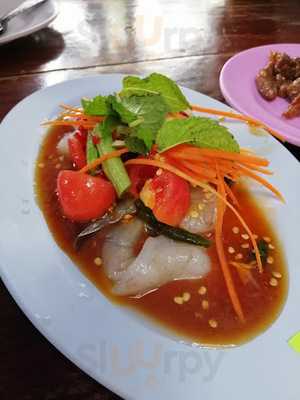 ก๋วยเตี๋ยวต้มยำ วัดปริวาส