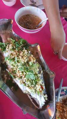 ร้านอาหาร เดลาวัน