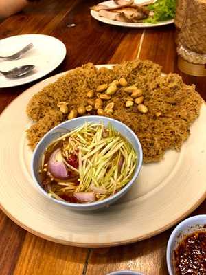 ไก่บ้านพริกไทยดำเขาสวนกวาง