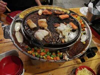 ซัมเกียบซัล By Lobster Bucket