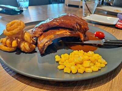 เสือ คาเฟ่