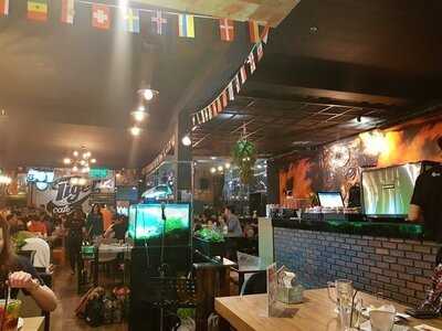 เสือ คาเฟ่