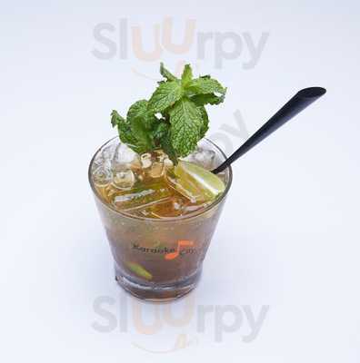 ร้านอาหาร ดาราบาร์ (นก ศิขรินธาร)