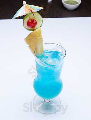 ร้านอาหาร ดาราบาร์ (นก ศิขรินธาร)