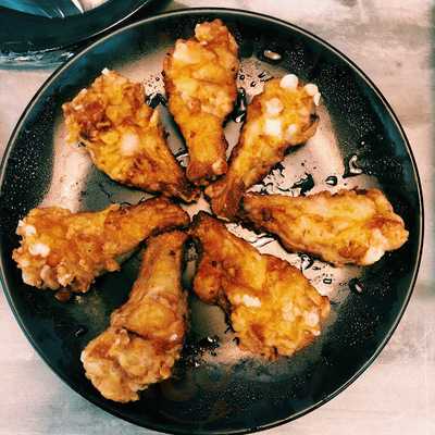 ร้านอาหาร บ้านราชเทวี