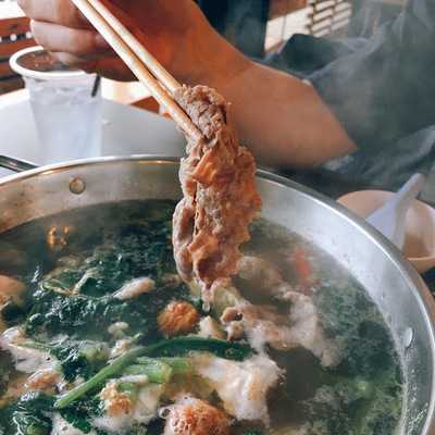 ร้านอาหาร บ้านราชเทวี