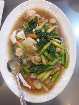 Rom Mai Chai Kha Restaurant