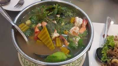Rom Mai Chai Kha Restaurant