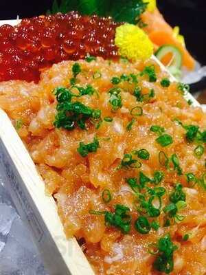 Sushi Hiro - Riverside Plaza