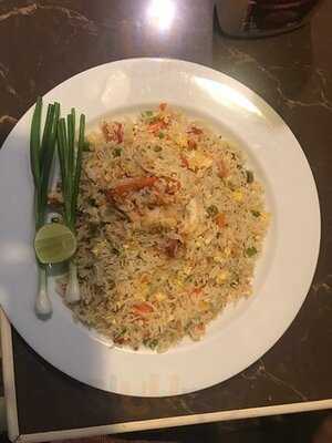 Dubai Restaurant Soi 11