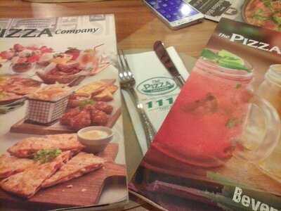 เดอะ พิซซ่า คอมปะนี สาขา เซนทรัล พลาซ่า ลาดพร้าว