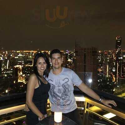 Alfresco 64 - A Chivas Bar