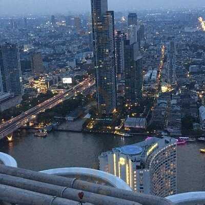 Alfresco 64 - A Chivas Bar