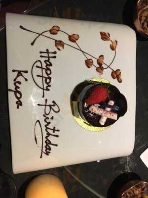 Alfresco 64 - A Chivas Bar