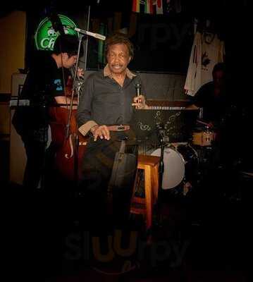 Zinc 101 Bar & Grill