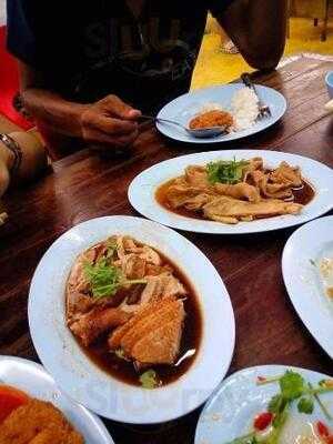 นายฮ้อปูดอง